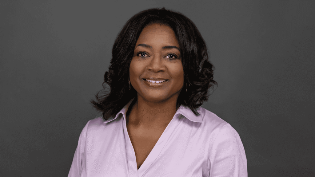 Rosalynn Robinson headshot